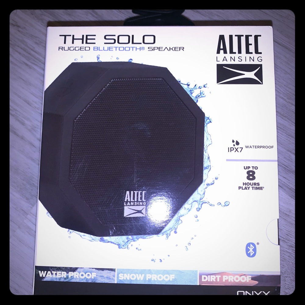 Solo Rugged Bluetooth Speaker BRAND NEW IN BOX